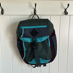 United by Blue (R)evolution™ 9L Sidekick - forest green, maroon, and blue